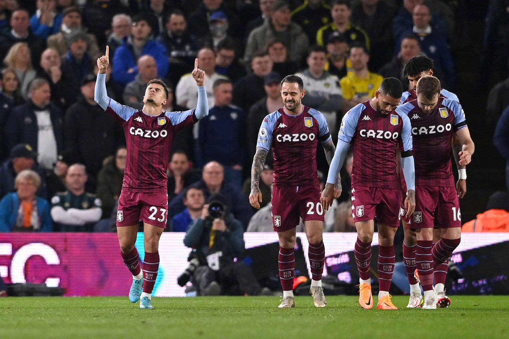 整个足坛的 整个足坛的