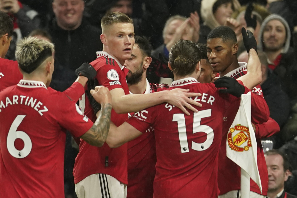 他在赛场上 他在赛场上